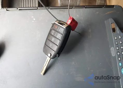 2020 Kia Sedona Lx из США, поврежденный, VIN KNDMB5C14L6634040